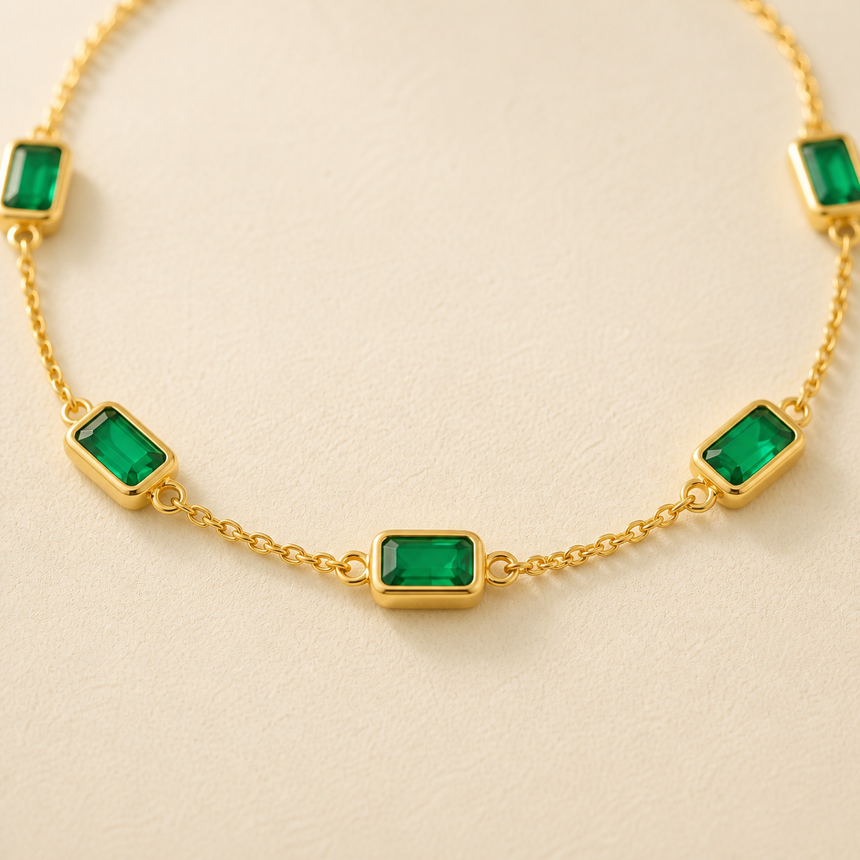Elan Emerald Line Bracelet