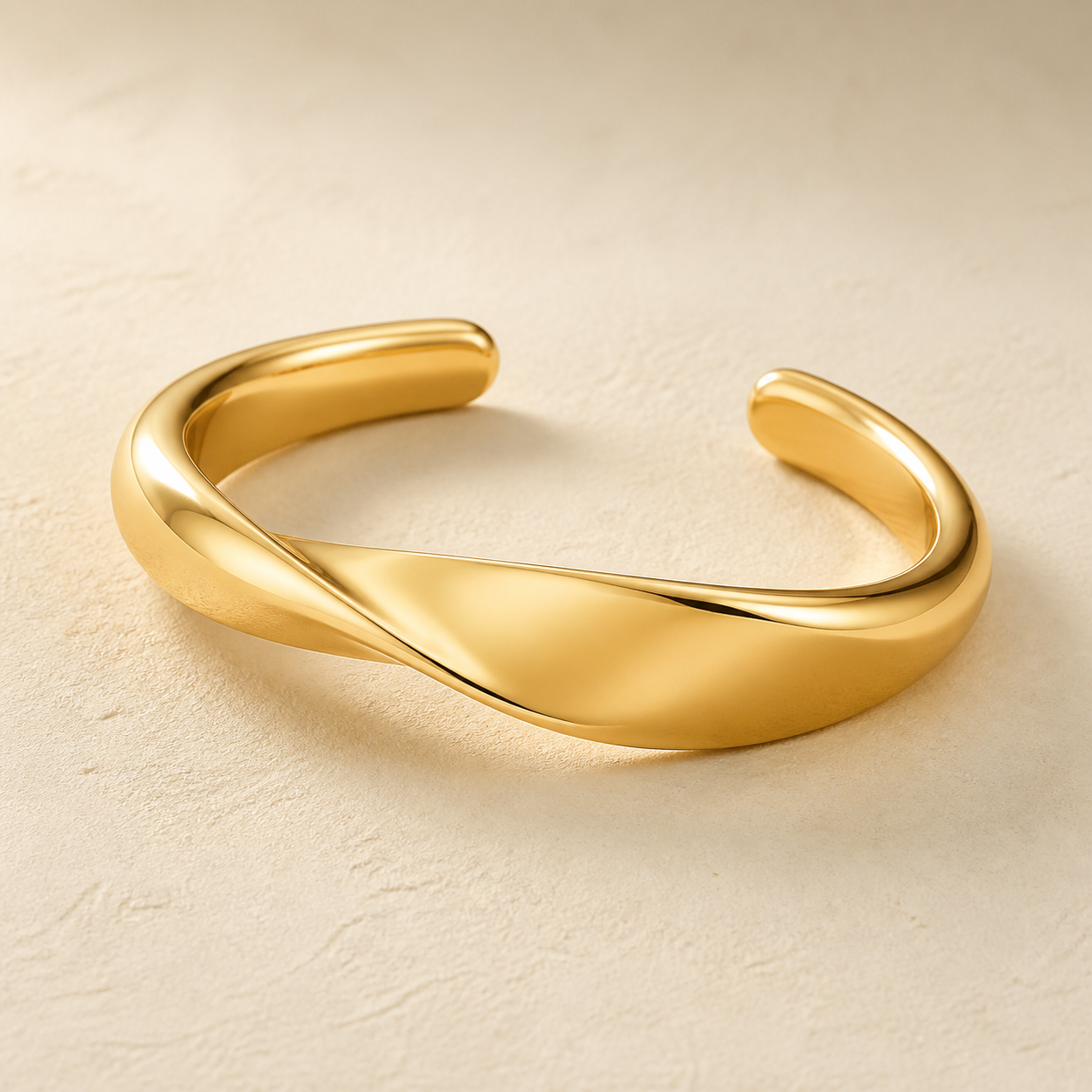Ondine Sculpted Cuff